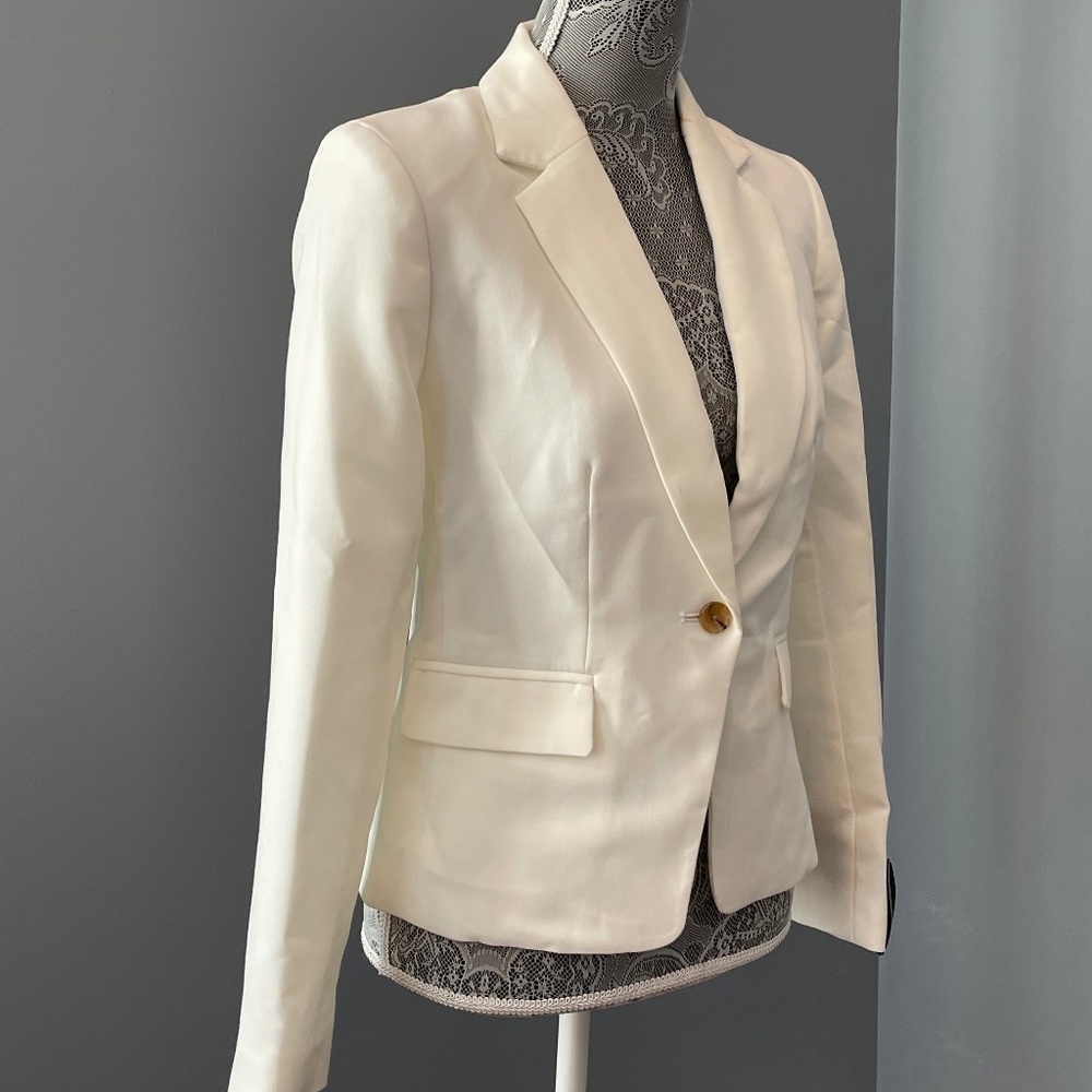 White Banana Republic Suit Jacket - Picture 2 of 8